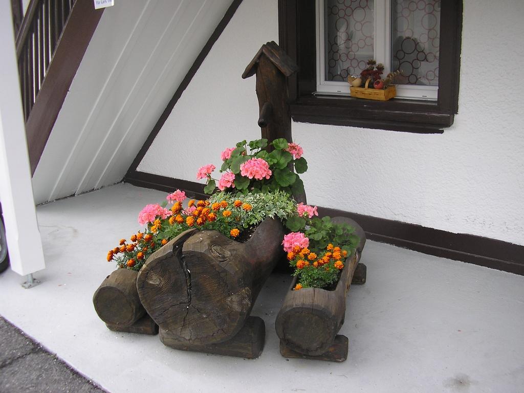 Hotel Restaurant Roessli Uetendorf Buitenkant foto